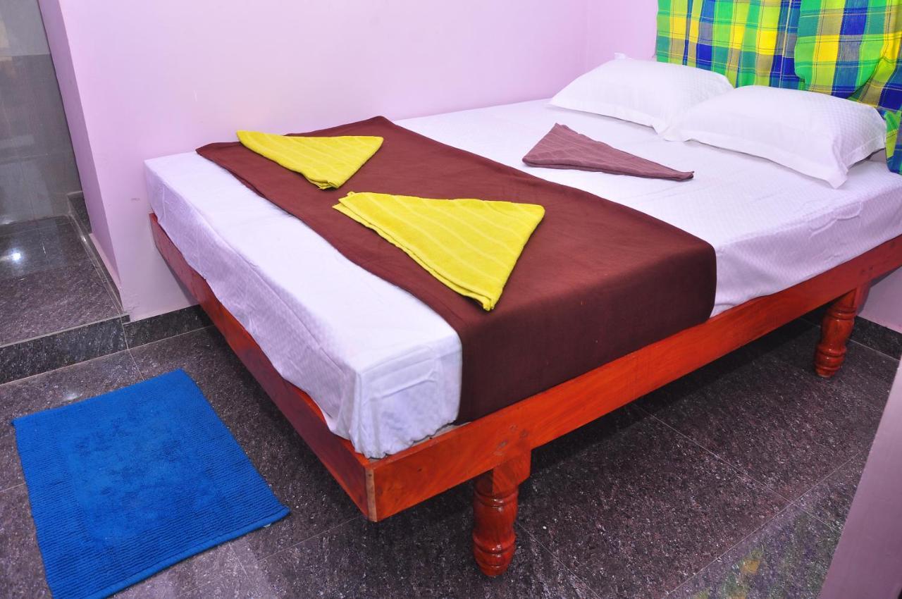 Royal Homestay New Hampi Buitenkant foto